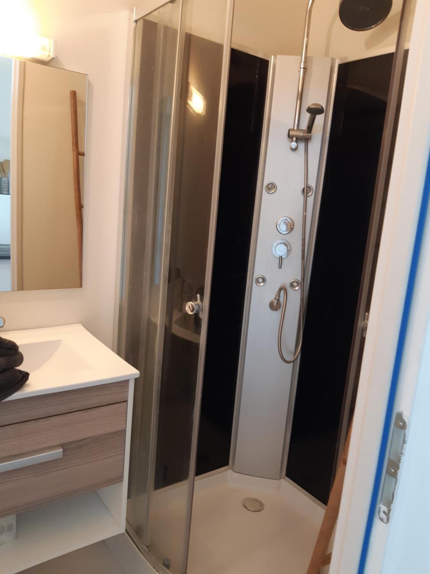 Guibert 19 F2 Duplex Daire Caudebec-les-Elbeuf Dış mekan fotoğraf